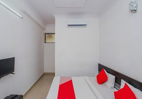 Hotel O NR Suites