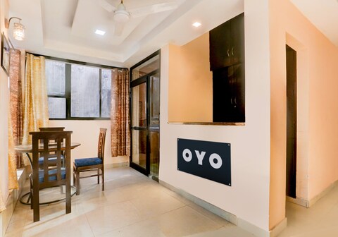 Hotel O Amrit Palace