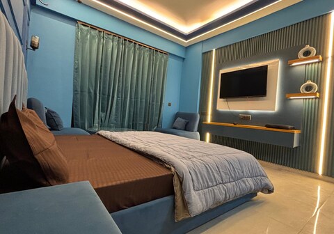 The Cozy Luxurious Stay
