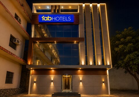 FabHotel Vrindavan Dham