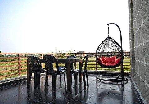 MeerahMahal || Entire Luxurious Aqua Golf Villa -32