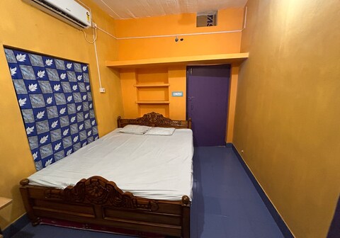 Hotel O Home Sandhya Homestay