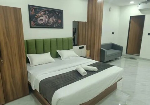 FabHotel The backyard bowl