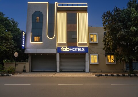 FabHotel Elite Residency
