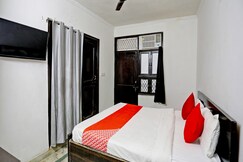 Hotel O Sunrise Villa, Delhi Hotel O Sunrise Villa, Delhi