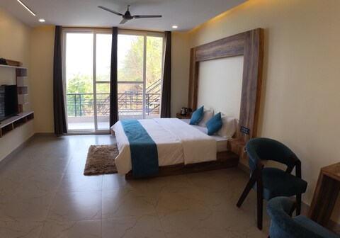 The Chitwan Ramnagar