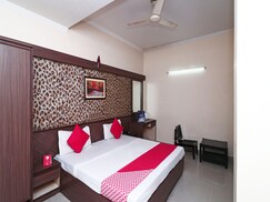 OYO 2824 Hotel Aroma Classic, Rudrapur OYO 2824 Hotel Aroma Classic, Rudrapur