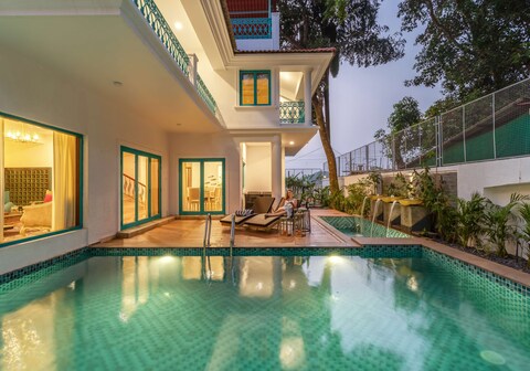 Amber Private Pool Luxury Villa by Vio Stays
