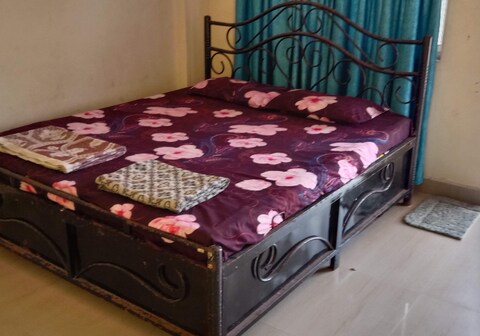 Vishranti guest house barshiv