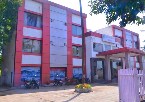 MPT Tourist Motel, Dodi