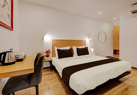 Super Townhouse Ramamurthy Nagar Formerly Navya International