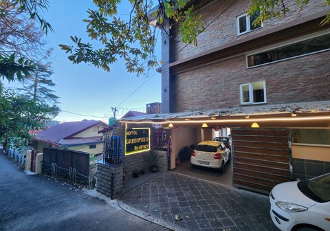 Hotel Greenfield  Regency