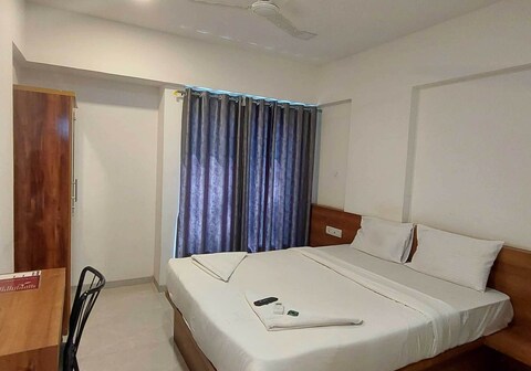 Hotel O Phoenix Ac Rooms