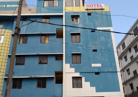 Hotel Mahaveer Service Apartment