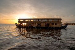 Symphony Cruise, Alleppey Symphony Cruise, Alleppey