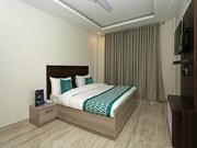 OYO 11340 Hotel Lakshmi Palace, Delhi OYO 11340 Hotel Lakshmi Palace, Delhi