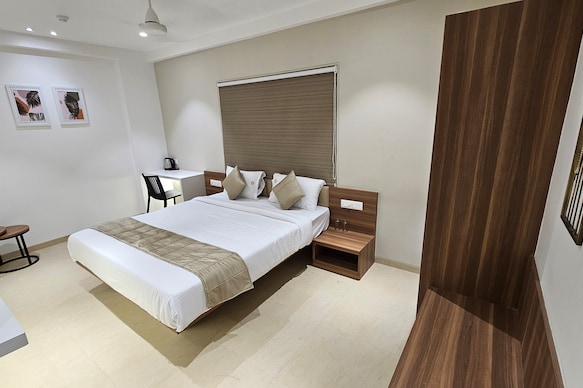 Hotel Veesons Executive