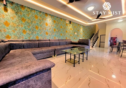 Alvaris Villa | Staymist