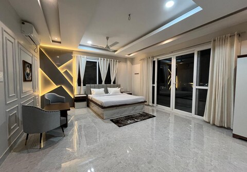 HC Riverview | Luxury Stay