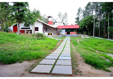 GOLDEN GATE HOMESTAY