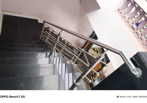 Gurukrupa Guest House