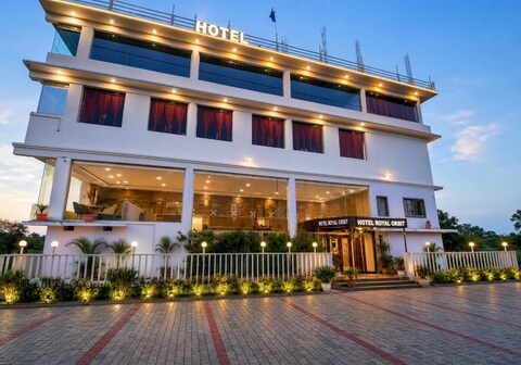 HOTEL ROYAL ORBIT
