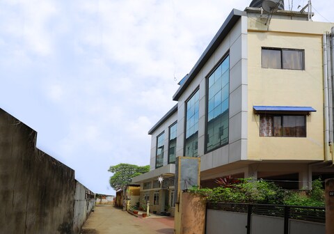 ALLSEASON GUEST HOUSE