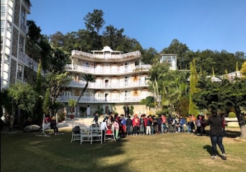 The Wild Crest Resort