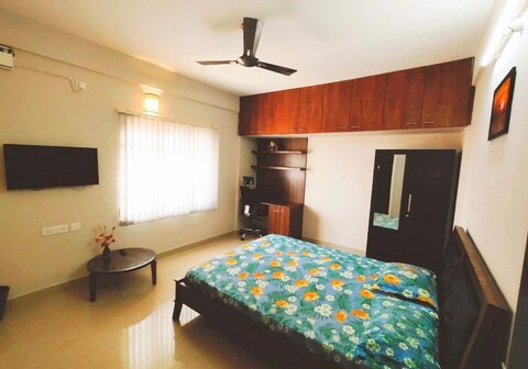 Studio/Nr. ManyataTechPark-withPrivateKitchen-Wifi