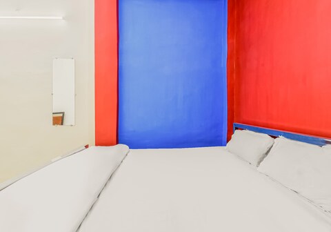 Hotel O The Royal King 2