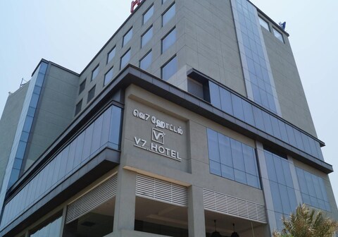 V7 HOTEL