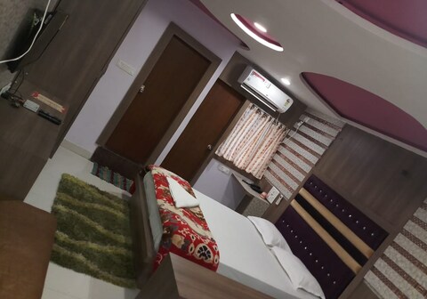 Hotel Shiv Prabha Inn