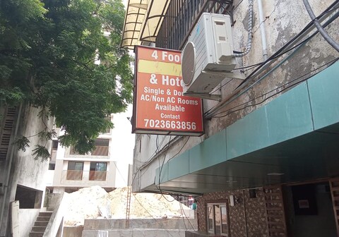 Hotel 4 Food