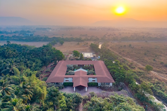 ama Stays & Trails Kihim Courtyard, Alibag