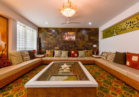 Hotel O Sawraj Regency