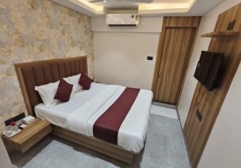 Hotel Golden Tree