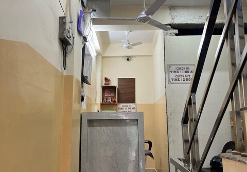 Hotel Silver Palace, Kanpur