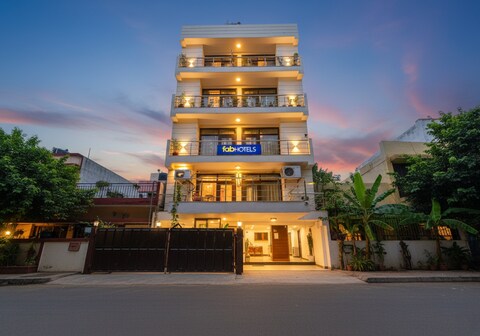 Via Chaudhary Palace