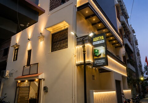 Aditya Home Stay