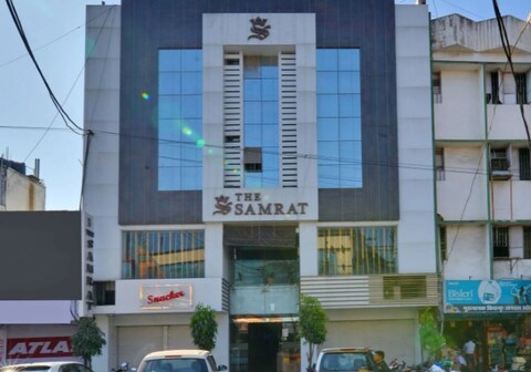 Hotel Samrat