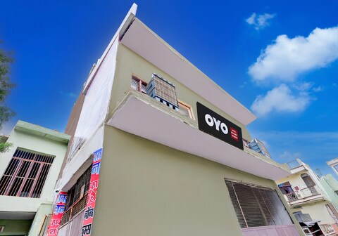 SPOT ON Bhagwat Bhawan