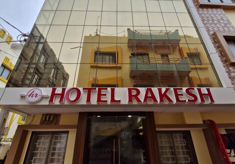 Hotel Rakesh