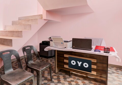 SPOT ON A K Galaxy Hotel