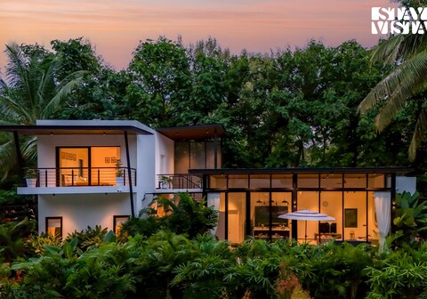 StayVista at M Villa