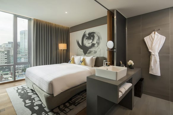 NOVOTEL AMBASSADOR DONGDAEMUN