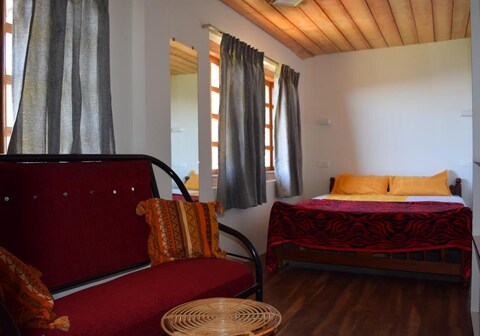 NATURE HUNT HOMESTAY