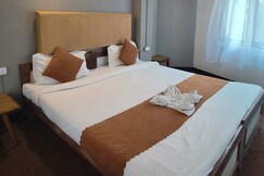 Hotel Sakura Kanchenjunga View | 10 mins from Mall Road, Darjeeling Hotel Sakura Kanchenjunga View | 10 mins from Mall Road, Darjeeling
