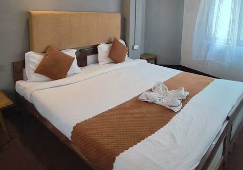 Hotel Sakura Kanchenjunga View | 10 mins from Mall Road