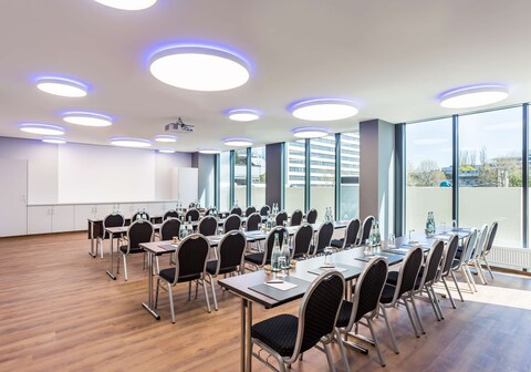 Radisson Blu Scandinavia Hotel, Dusseldorf