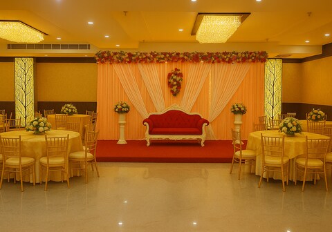 Frosty Fern Hotel And Resort